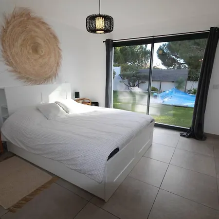Belle Contemporaine Climatisee, Piscine Privee, 6 - 8 Couchages, 3 Chambres, Wifi, A 3 Km De La -lxdali25b Villa *