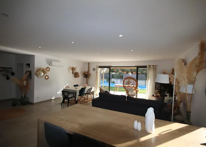 Belle Contemporaine Climatisee, Piscine Privee, 6 - 8 Couchages, 3 Chambres, Wifi, A 3 Km De La -lxdali25b פורטירנייה