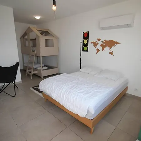 Belle Contemporaine Climatisee, Piscine Privee, 6 - 8 Couchages, 3 Chambres, Wifi, A 3 Km De La -lxdali25b Villa *