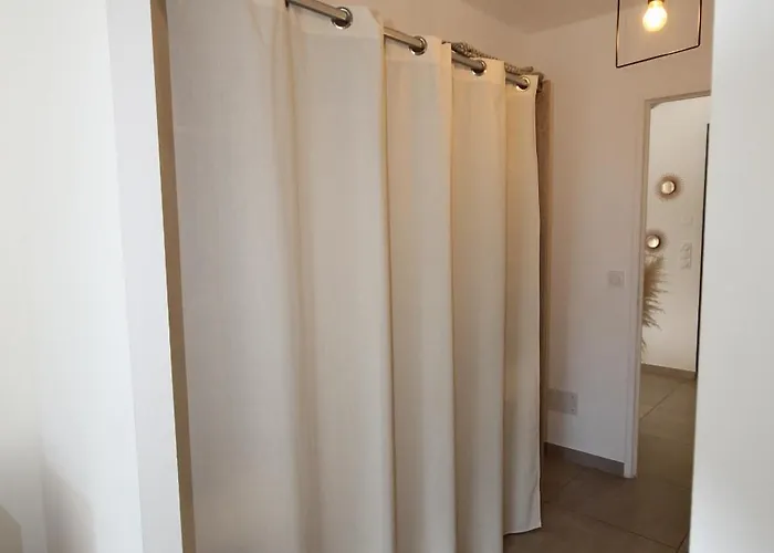 Belle Contemporaine Climatisee, Piscine Privee, 6 - 8 Couchages, 3 Chambres, Wifi, A 3 Km De La -lxdali25b Willa